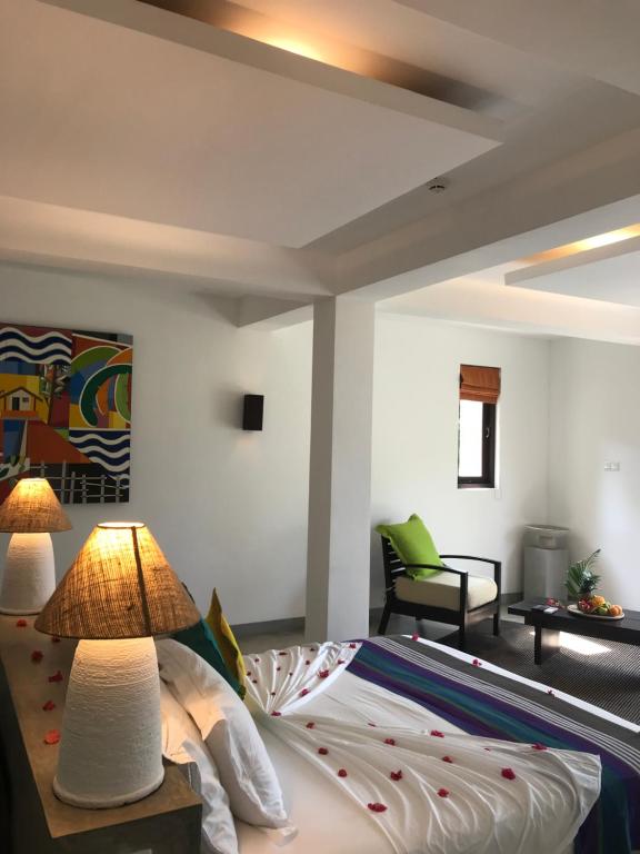 Buckingham Place - 6