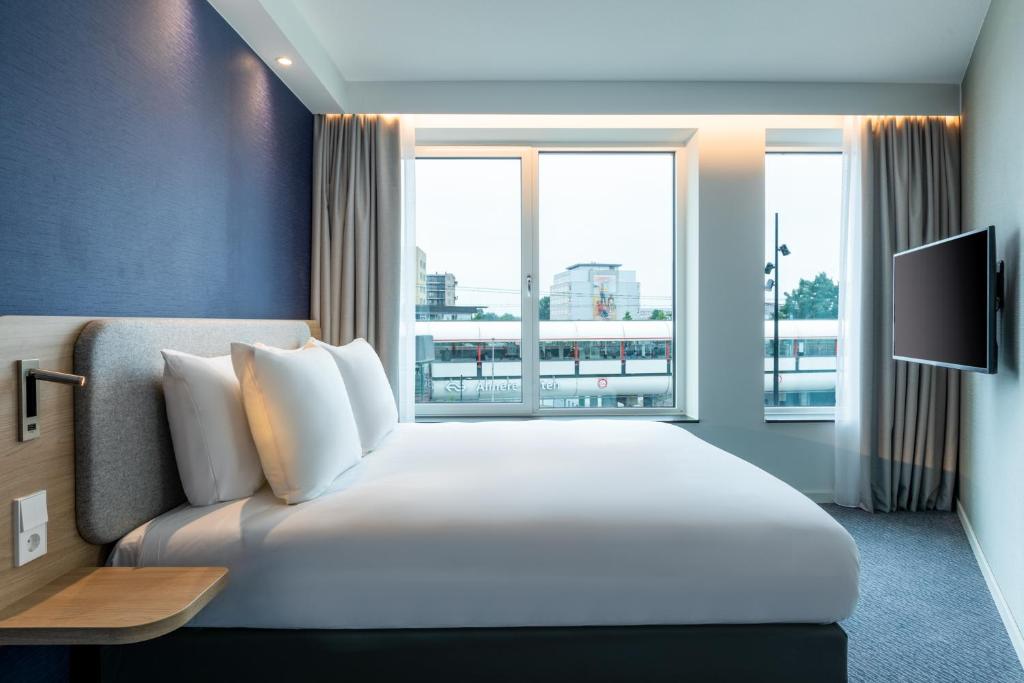 Postel nebo postele na pokoji v ubytování Holiday Inn Express - Almere by IHG