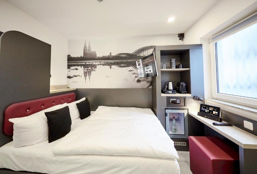 SMARTY Cologne Dom Hotel - Boardinghouse - KONTAKTLOSER SELF CHECK-IN - Resim 43