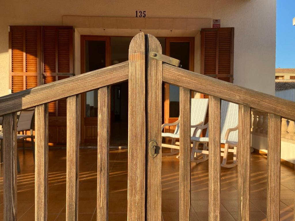 Balkón nebo terasa v ubytování "Es Vell Marí" Casa en primera línea con vistas al mar, parking privado y WiFi