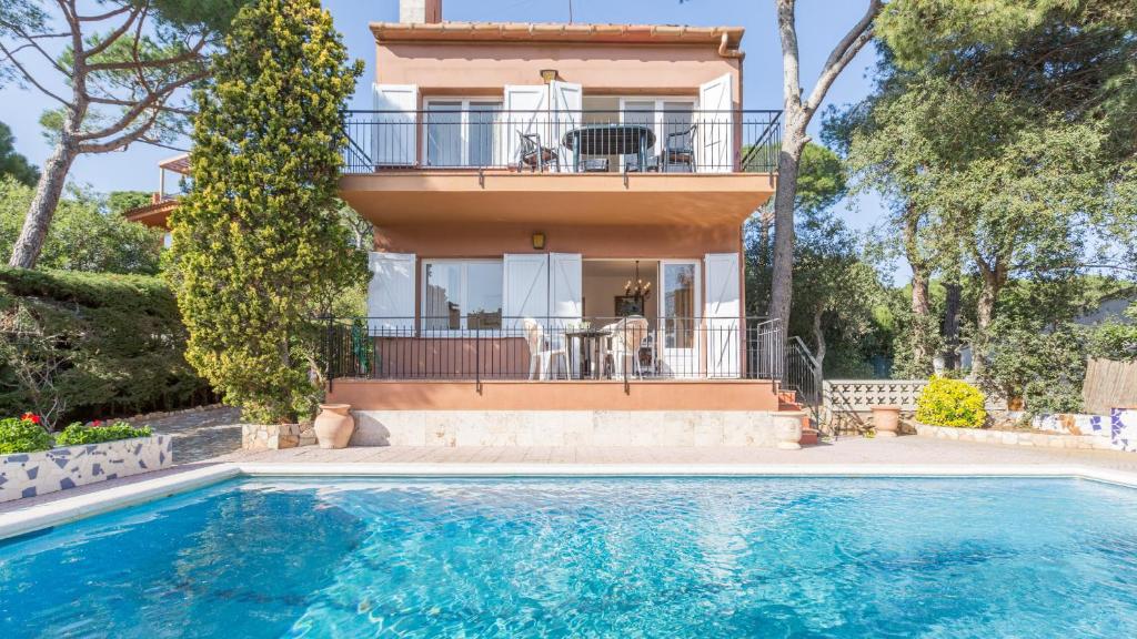 Bazén v ubytování Est Benet - Calella de Palafrugell nebo v jeho okolí