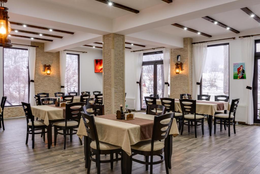 Restaurace v ubytování Family Hotel LILIUM