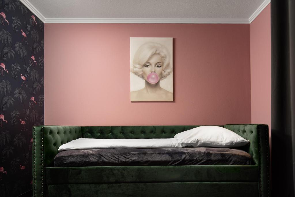 Postel nebo postele na pokoji v ubytování SmartHotel Flamingo Self check-in