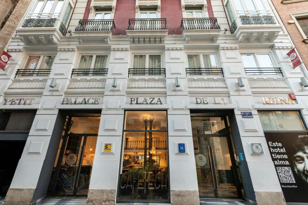 Petit Palace Plaza de la Reina, Valencia – Precios ...