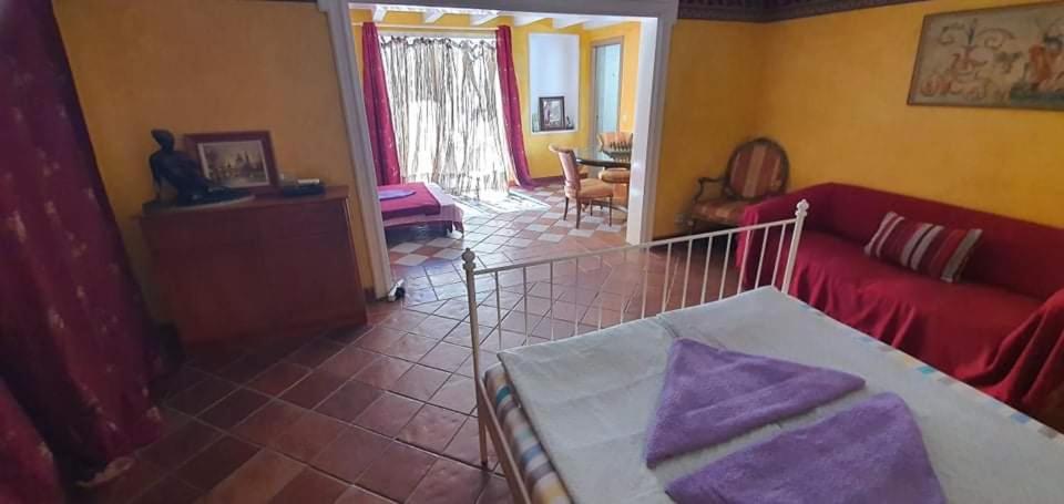 Posteľ alebo postele v izbe v ubytovaní "Flora B&B "- Rooms in Privat Home