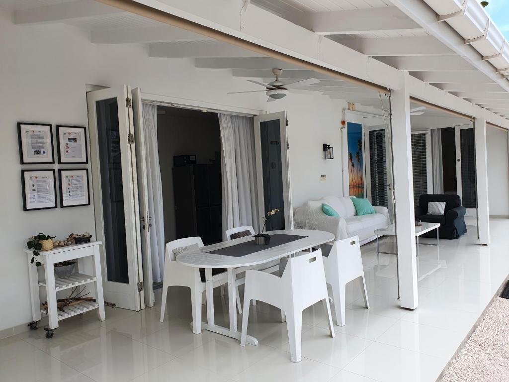 Fotografie z fotogalerie ubytování C APARTMENT at JAN THIEL Curacao v destinaci Jan Thiel
