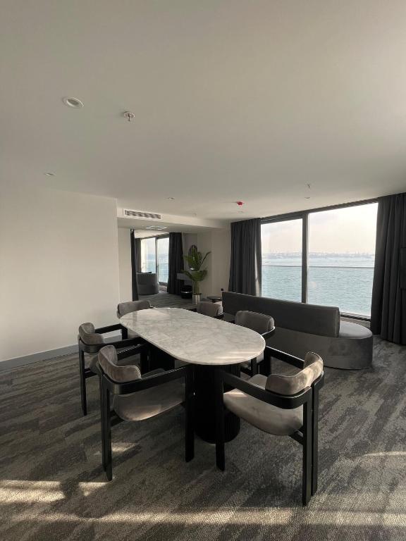 The Pera Bosphorus Hotel - Presidential Suite Room With Bosphorus View