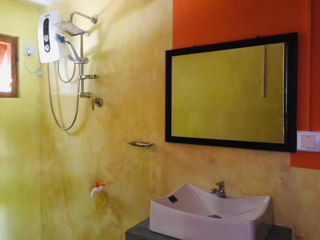 Koupelna v ubytování orchid villa