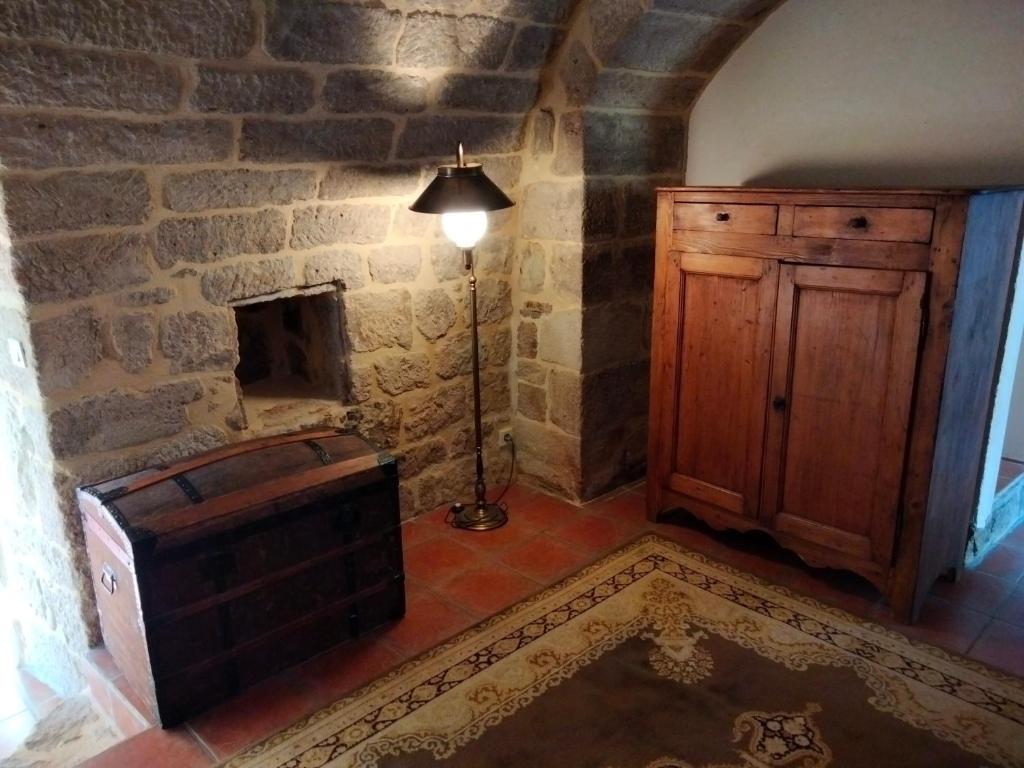 TV a/nebo společenská místnost v ubytování Le Relais des Bouziges