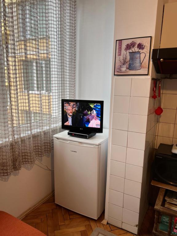 TV a/nebo společenská místnost v ubytování Practico, cómodo y céntrico.