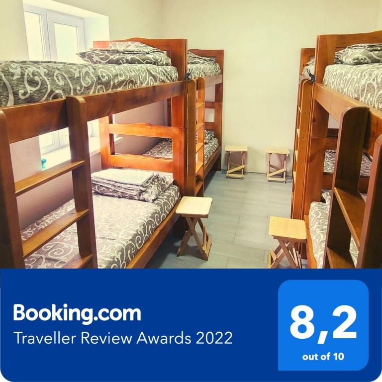 Postel nebo postele na pokoji v ubytování Uman Welcome Hostel