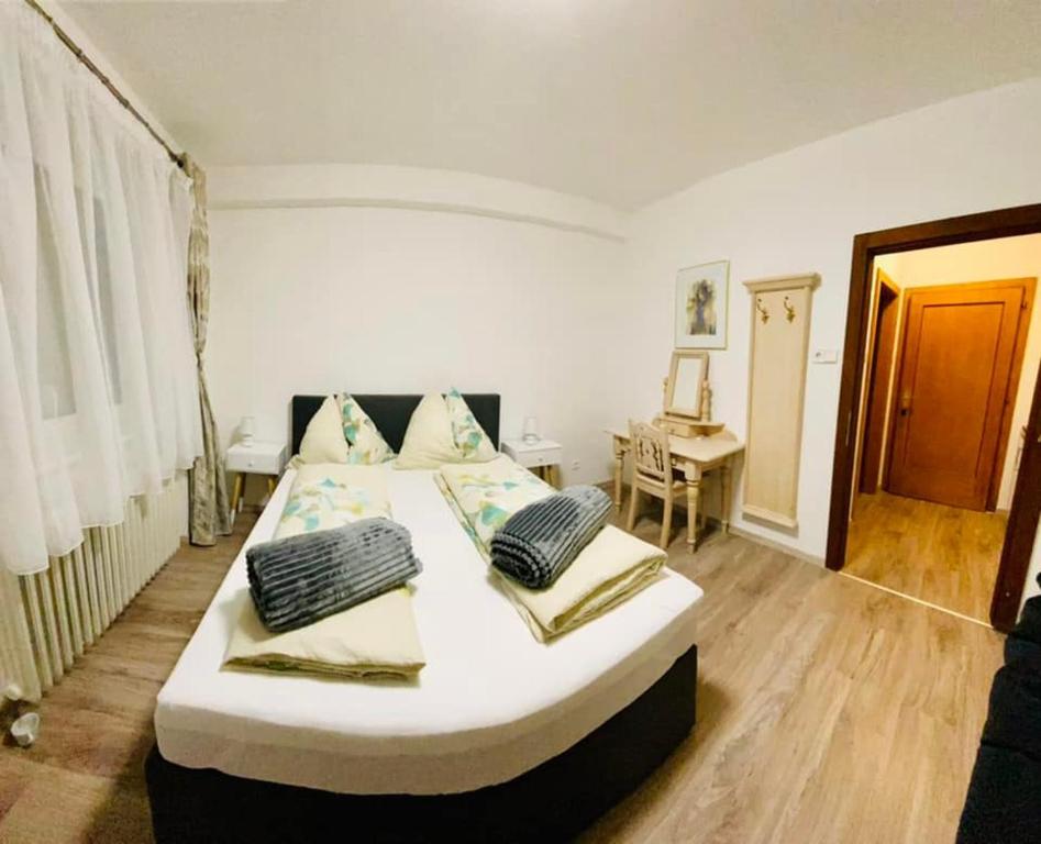 A bed or beds in a room at Casa Cristina