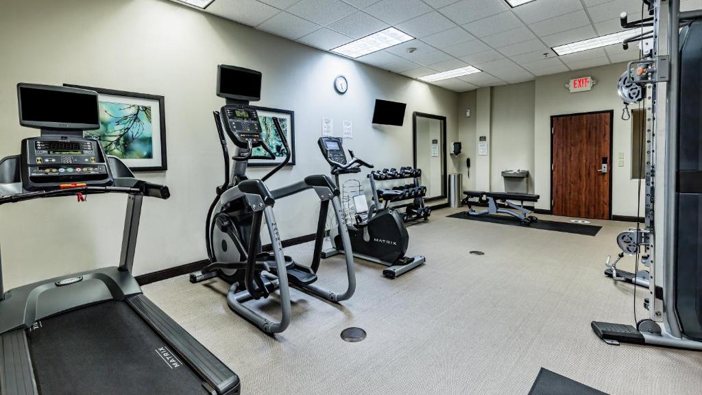 Fitness centrum a/nebo fitness zařízení v ubytování Staybridge Suites Laredo by IHG