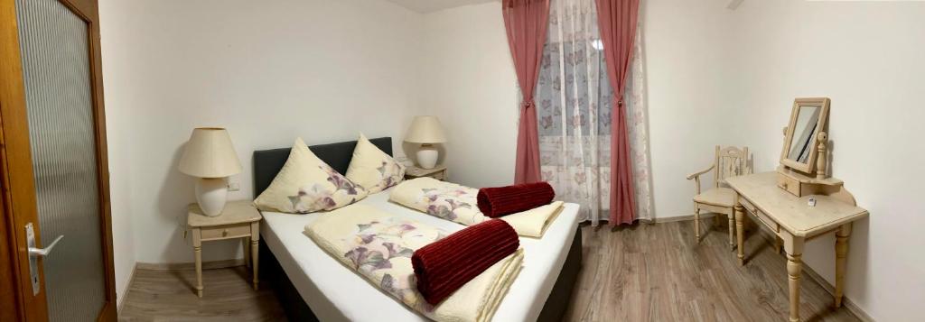 A bed or beds in a room at Casa Cristina