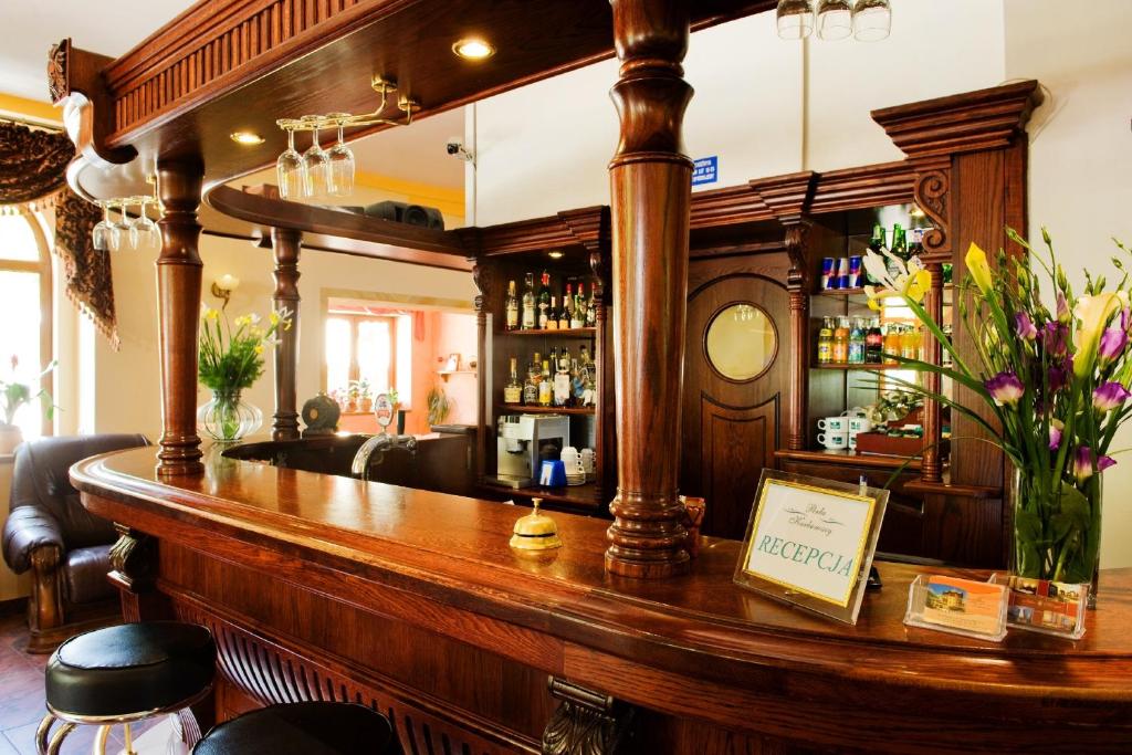 Lounge nebo bar v ubytování Perła Karkonoszy SPA - W samym centrum Karpacza