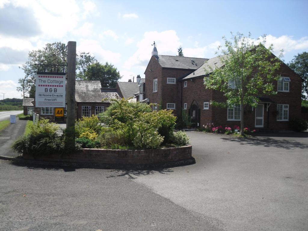 Gallery image of The Cottage in Knutsford