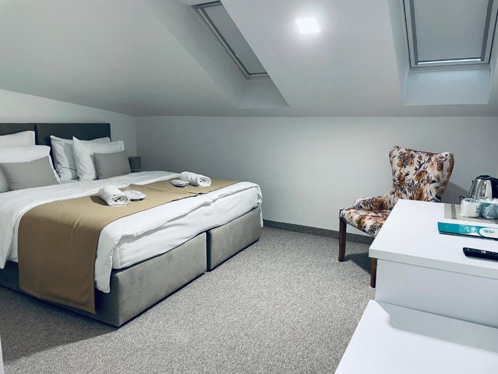 Hotel Vezir Palace - Economy Twin Room