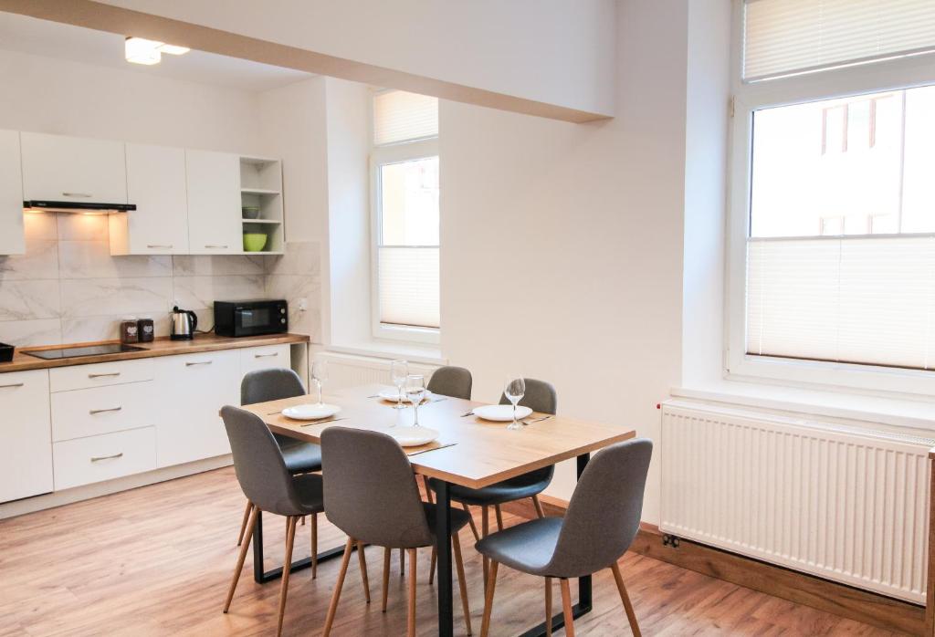 Kuchyňa alebo kuchynka v ubytovaní Apartament City Center Standard 6