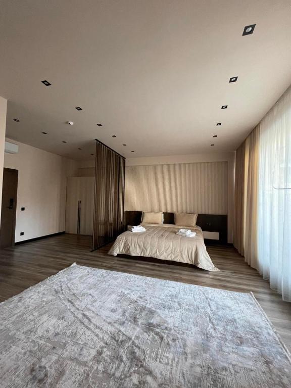 Garden plaza - Suite Met Uitzicht Op De Bergen