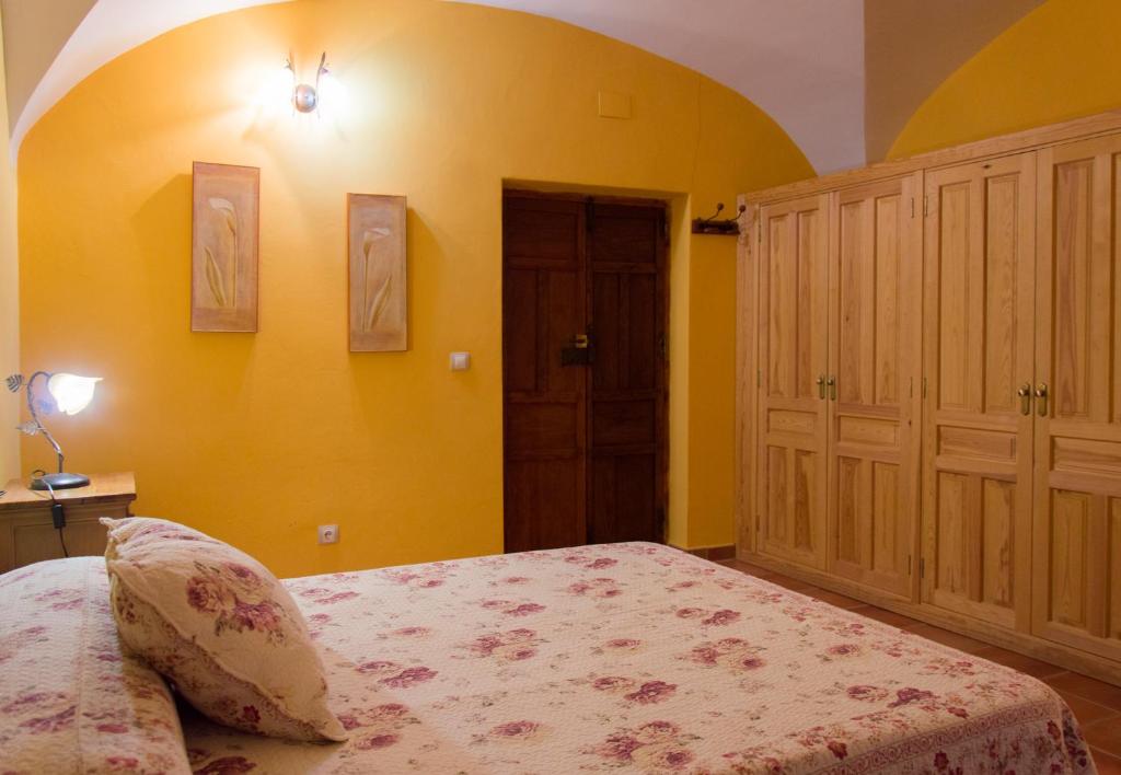 Posteľ alebo postele v izbe v ubytovaní Casa Rural El Fuentarro