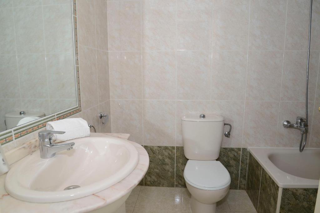 Kúpeľňa v ubytovaní APCOSTAS Zafiro - Calpe