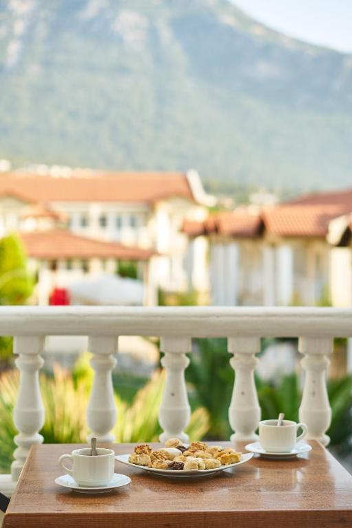 Larimar Suite Hotel - 13