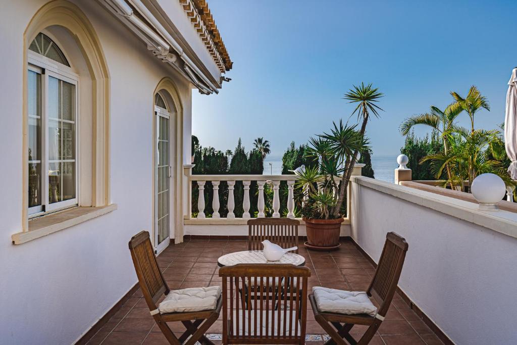 Balkón nebo terasa v ubytování Luxury villa El Duque