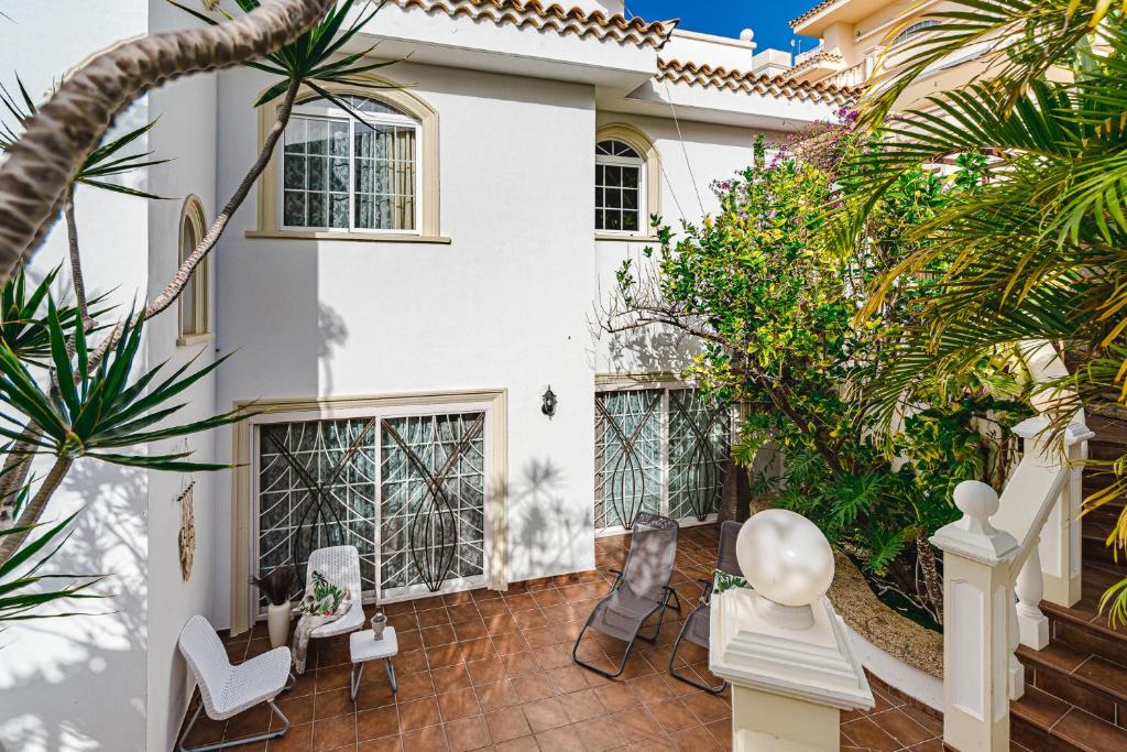 Balkón nebo terasa v ubytování Luxury villa El Duque