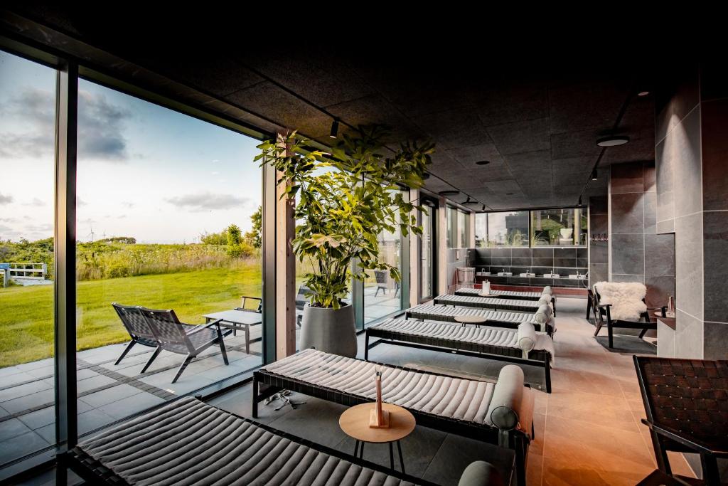 Posezení v ubytování Fjordgaarden - Spa - Hotel - Konference