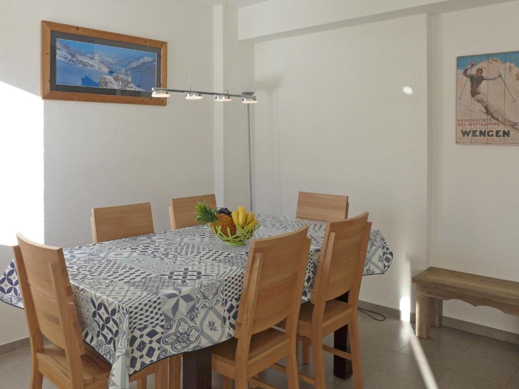 Posezení v ubytování Apartment Eiger Residence Apt-H by Interhome