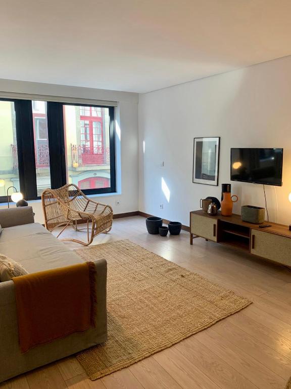TV a/nebo společenská místnost v ubytování Oporto Chic & Cozy - Oliveiras