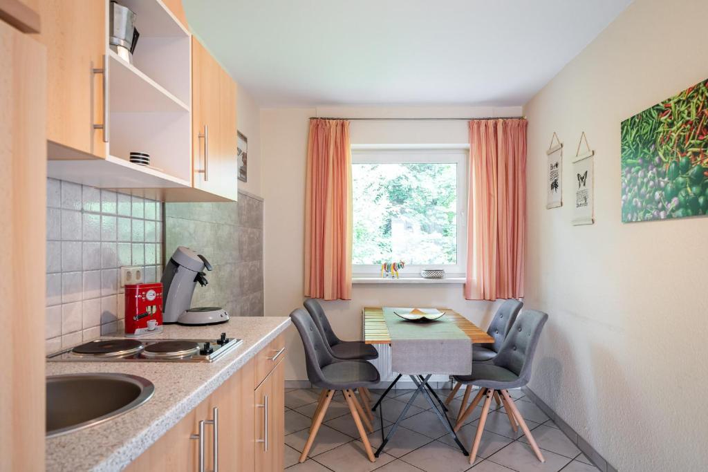Waldhotel Tannenhäuschen - Апартаменты с 2 спальнями