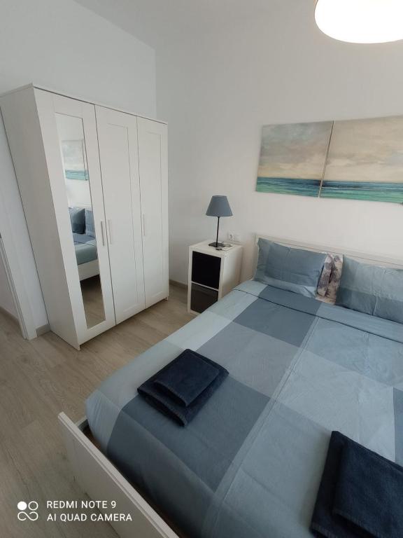 Zdjęcie z galerii obiektu Apartamento Con Encanto 'Larios Street II' w Maladze