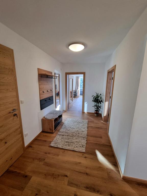 Telewizja i/lub zestaw kina domowego w obiekcie Ferienwohnung Kurz