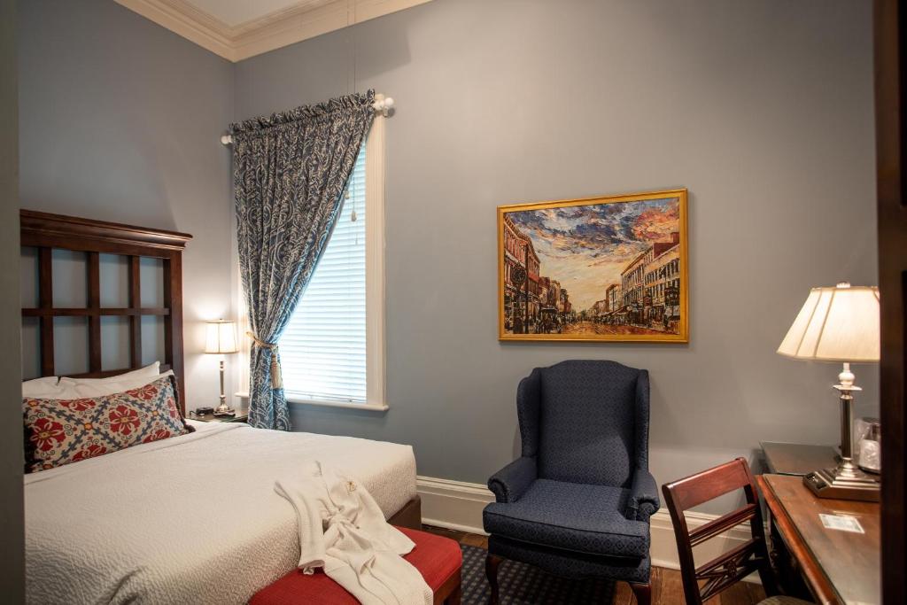 The Marshall House, Historic Inns of Savannah Collection - 