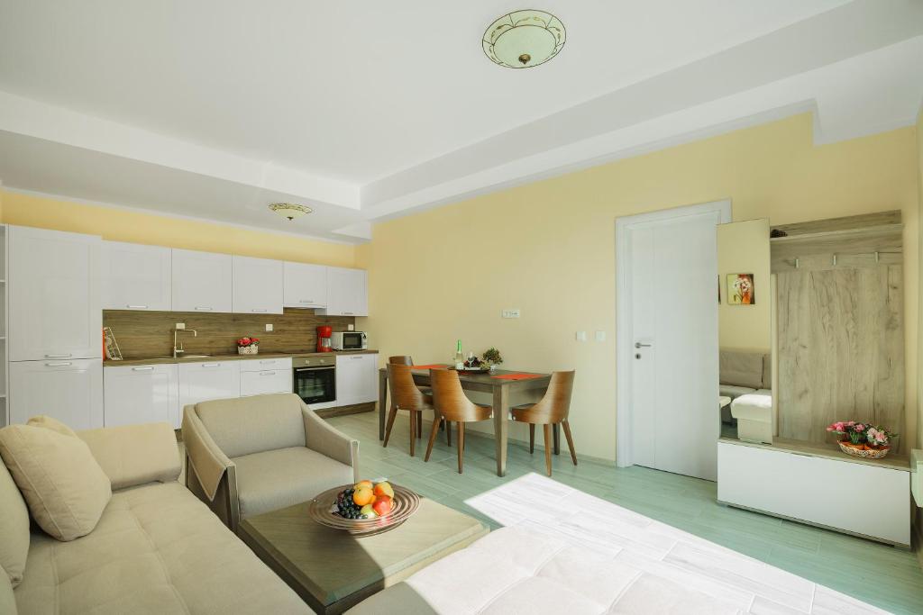 Adria Lux Apartments Sveti Stefan - 18