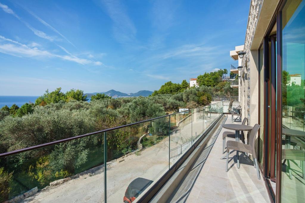 Adria Lux Apartments Sveti Stefan - 15