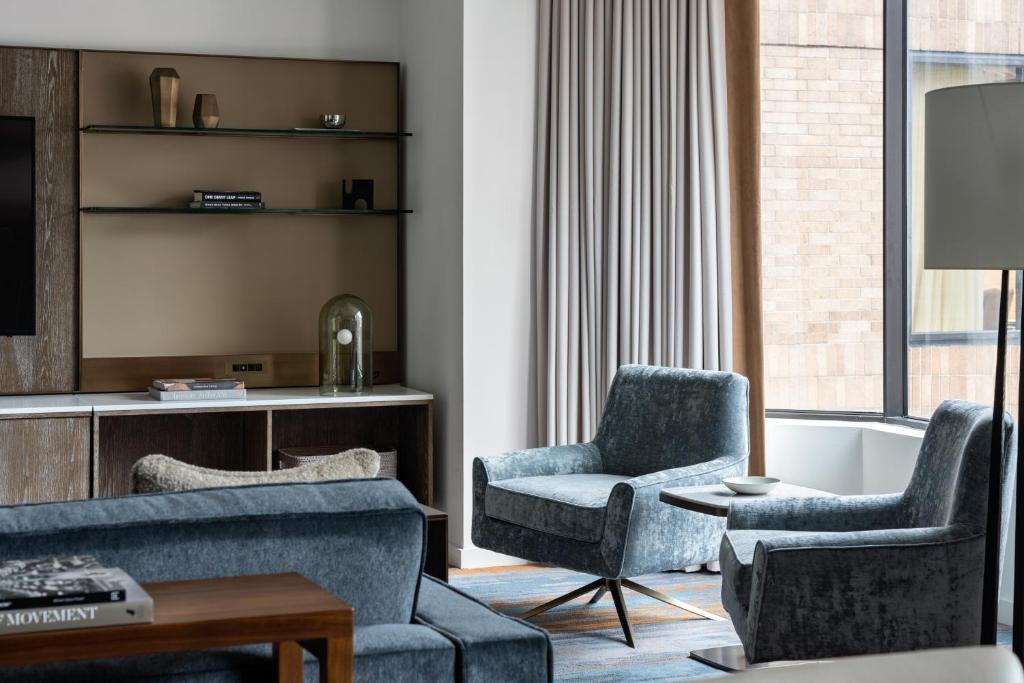 Four Seasons Hotel Houston - Twee Slaapkamer Appartement Met Een Koning En Een Queen Beds