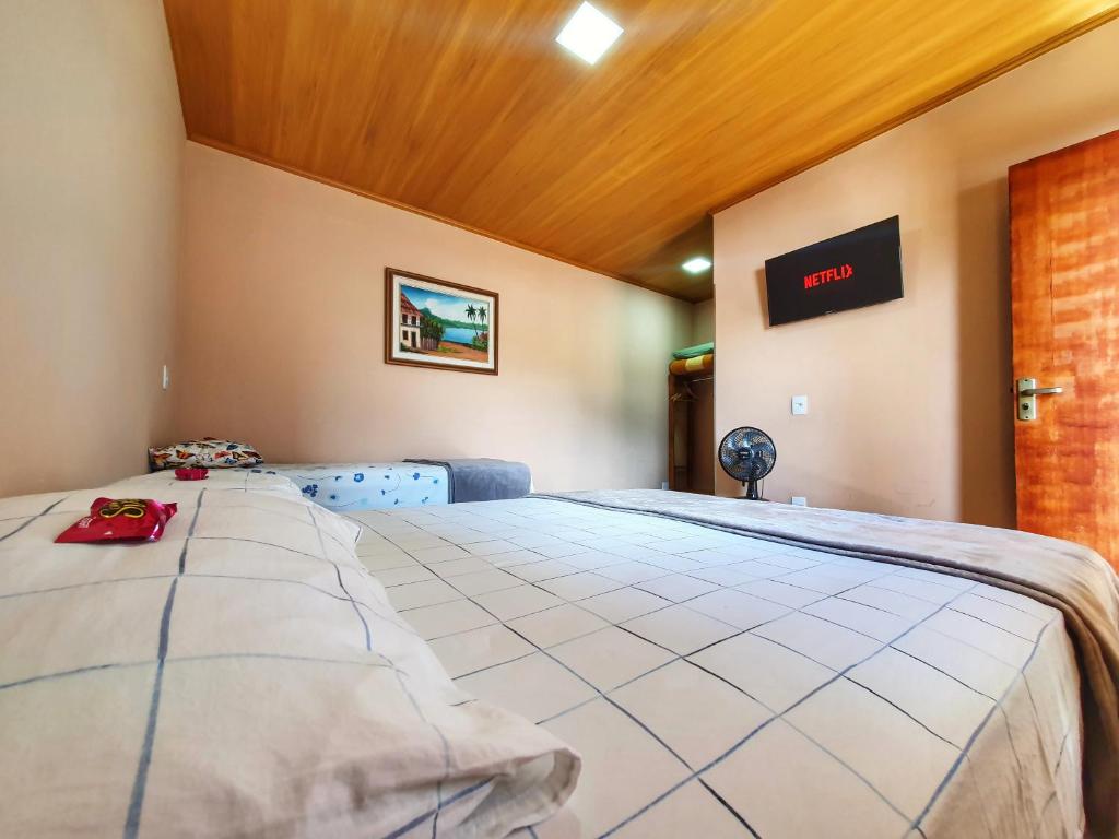 Pássaros do Cerrado Suítes - Triple Room With Balcony