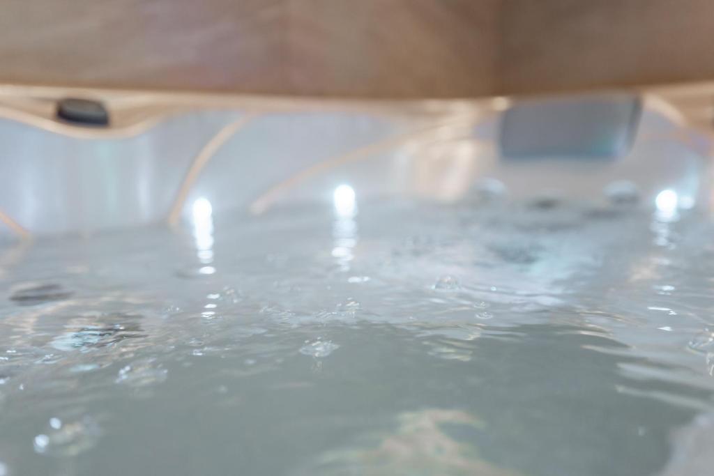 Foto dalla galleria di Chalet Imbosc'ché - 5 beautiful rooms in charming B&B a Livigno