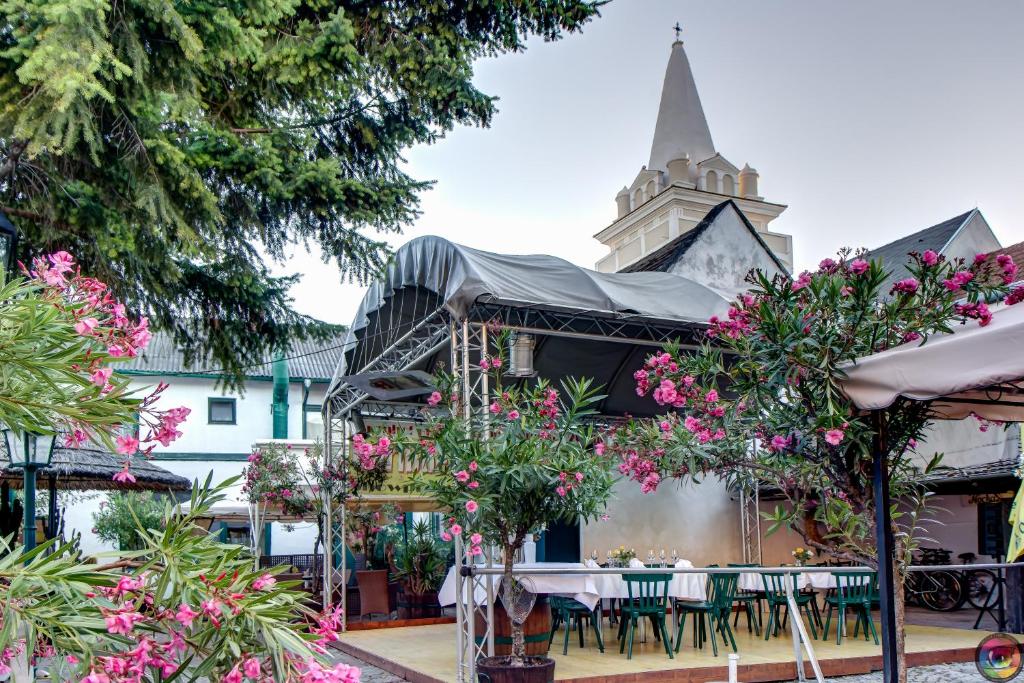 Restaurace v ubytování Turmhof Breitenbrunn