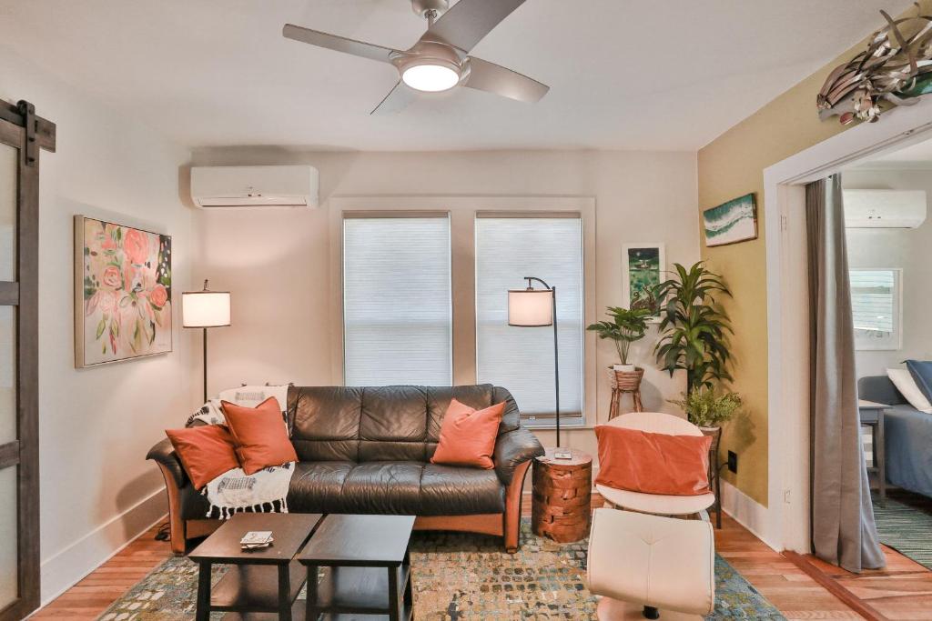 Khu vực ghế ngồi tại St Pete Birds Nest