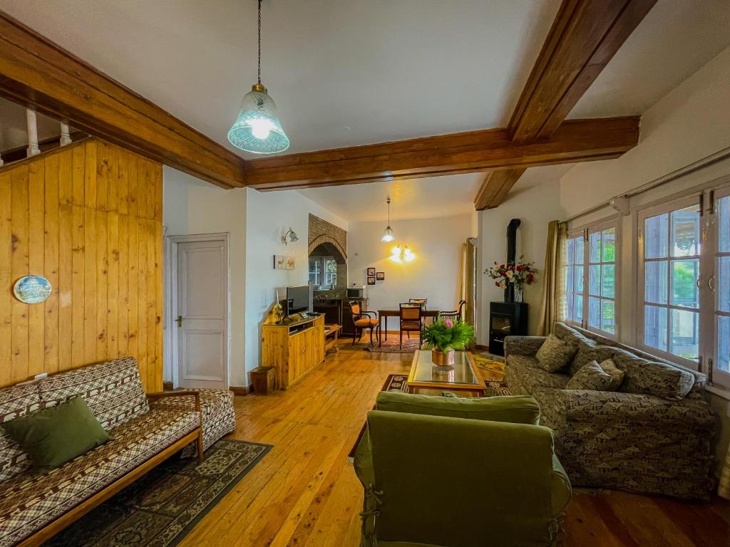 Birdwood Cottages - 两居室房屋