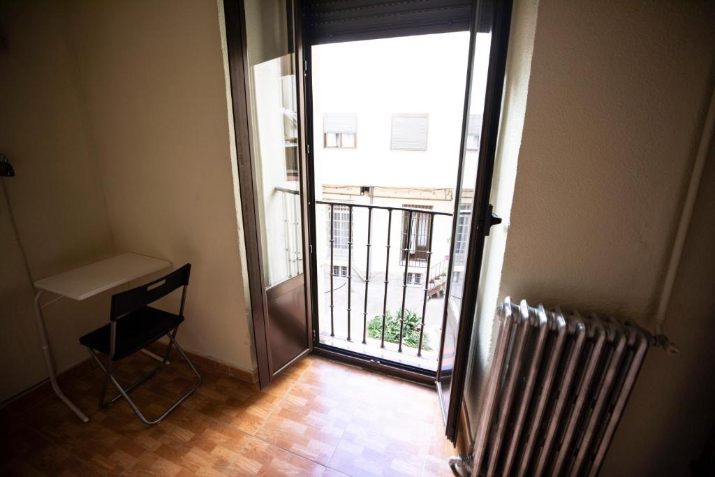 A balcony or terrace at Hostal Los Perales