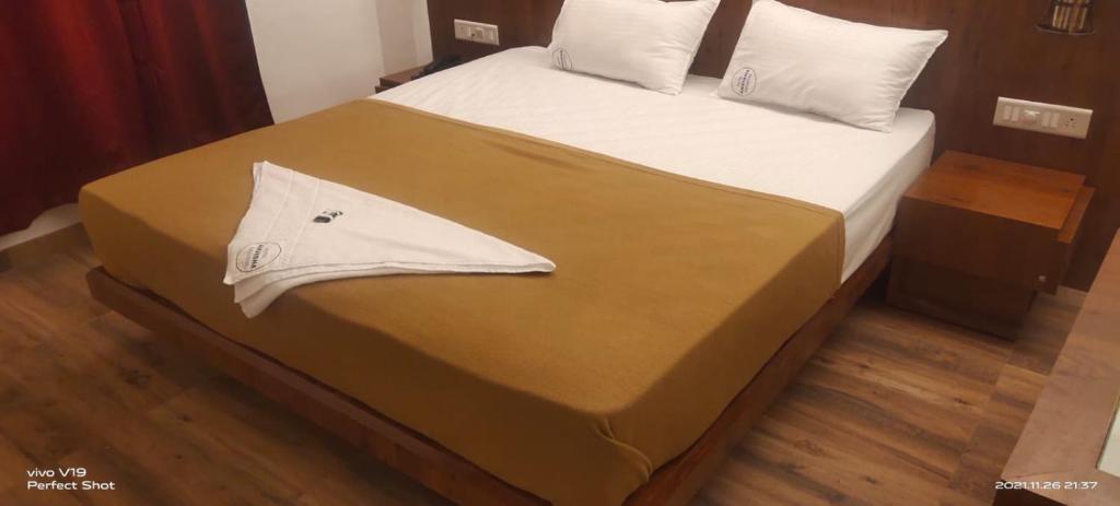 Hotel Anvisha Executive - Standard Double Room