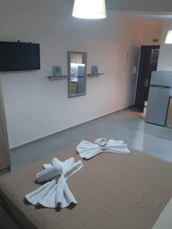 Theo and Irin's Houses - 17