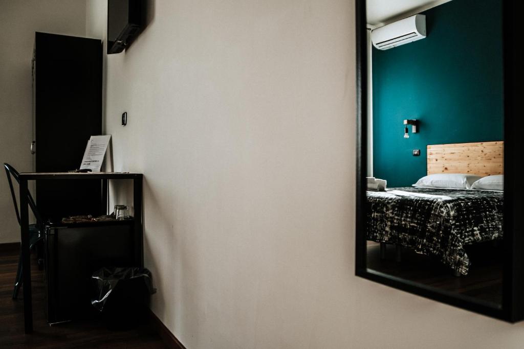 TRAVEL STATION Bedandbreakfast - 16