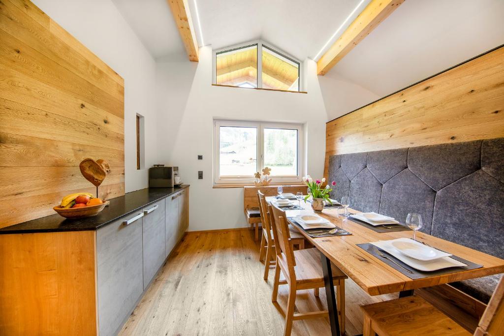 Kuchyň nebo kuchyňský kout v ubytování Bergblick Apartment