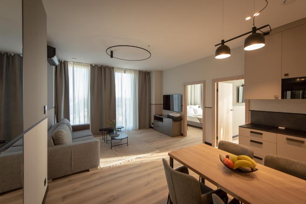 Kuchyňa alebo kuchynka v ubytovaní Sarnia Point Apartamenty Prestige