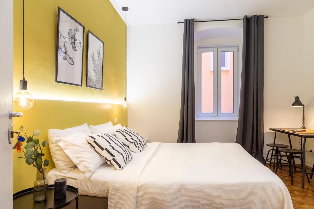 Brand new guest room with Wi-Fi in the city center - One-Bedroom Apartment